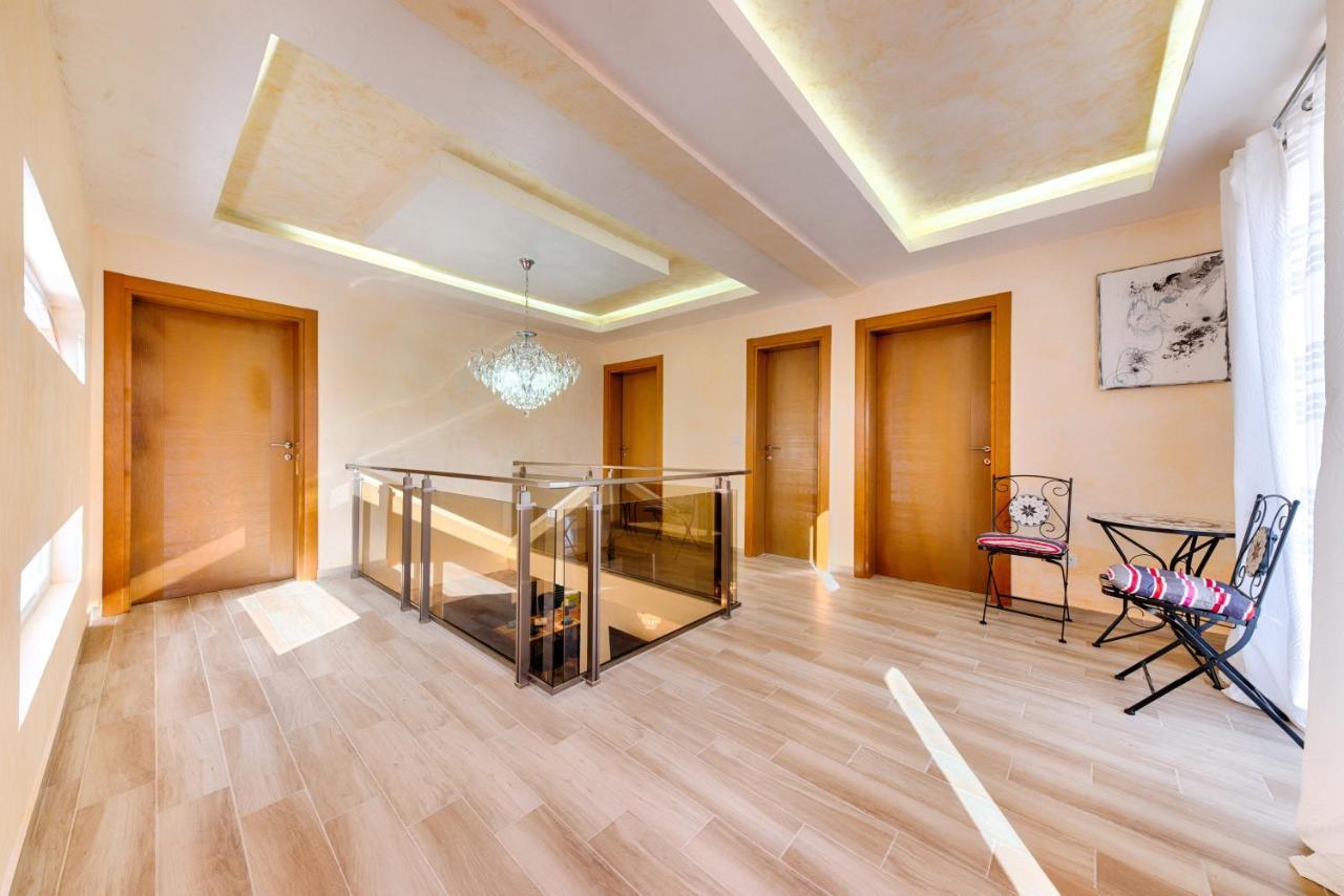 Villa Panorama Hill Dobra Voda Eksteriør billede